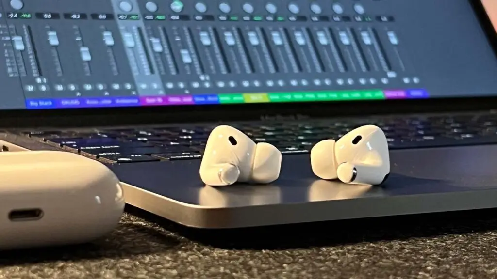 Apple Airpods pro 2 vs Airpods 3: sound quality